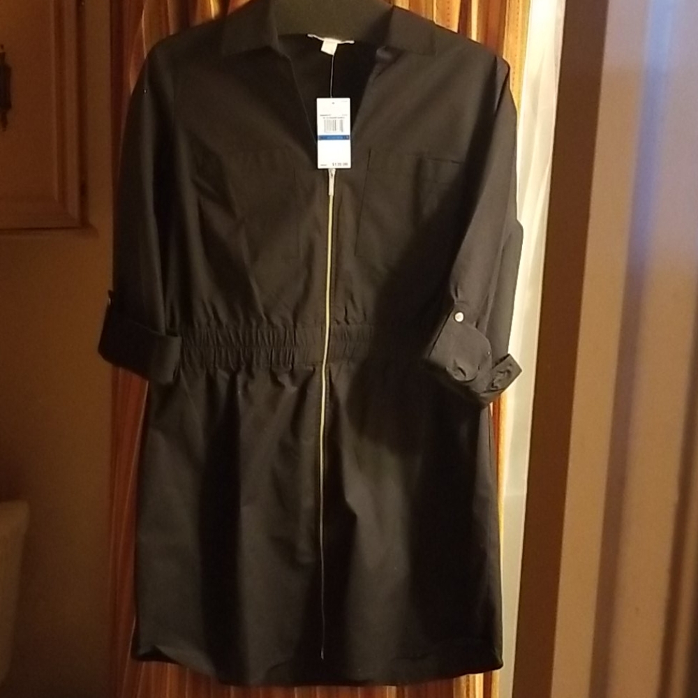 Dress - Picture 3 of 4
